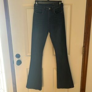Blanknyc dark wash flare women’s jeans, size 27.
